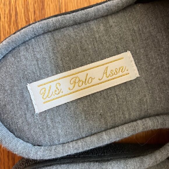 U.S. POLO ASSN. Slippers | Size 9/10 - Picture 3 of 7
